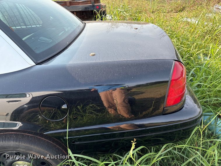 image for item EU3677 2010 Ford Crown Victoria Police Interceptor 