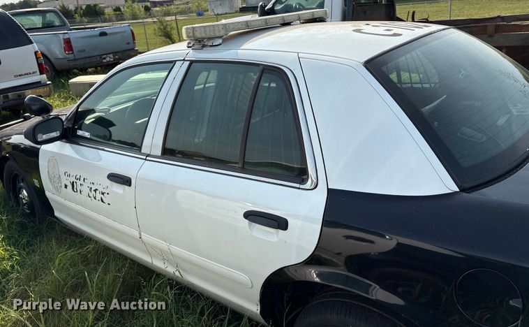 image for item EU3677 2010 Ford Crown Victoria Police Interceptor 