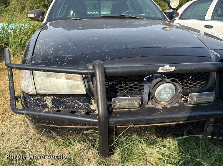 image for item EU3677 2010 Ford Crown Victoria Police Interceptor 