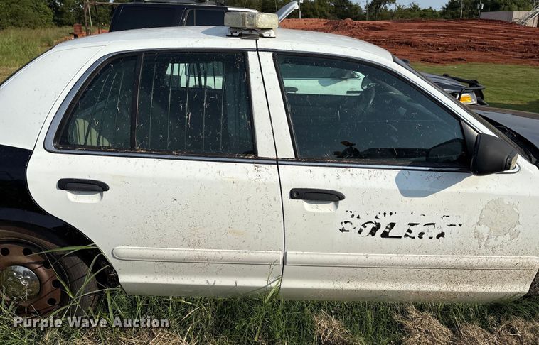 image for item EU3677 2010 Ford Crown Victoria Police Interceptor 
