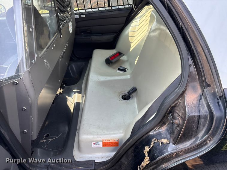 image for item EU3677 2010 Ford Crown Victoria Police Interceptor 