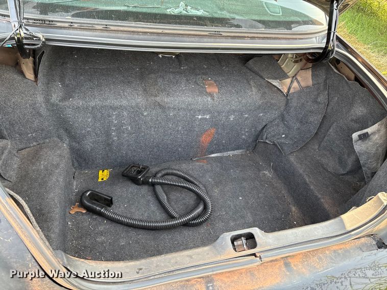 image for item EU3677 2010 Ford Crown Victoria Police Interceptor 