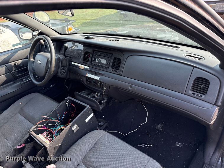 image for item EU3677 2010 Ford Crown Victoria Police Interceptor 