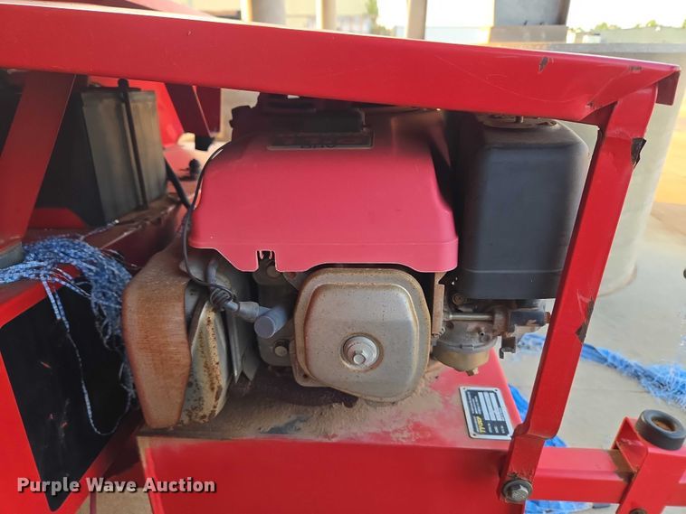 image for item EU3678 Ty-crop Quickpass 300 top dresser spreader