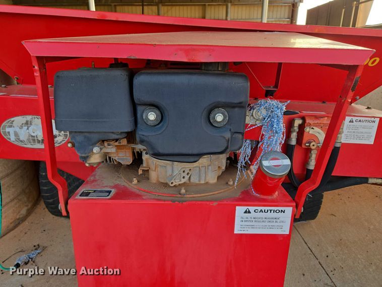 image for item EU3678 Ty-crop Quickpass 300 top dresser spreader