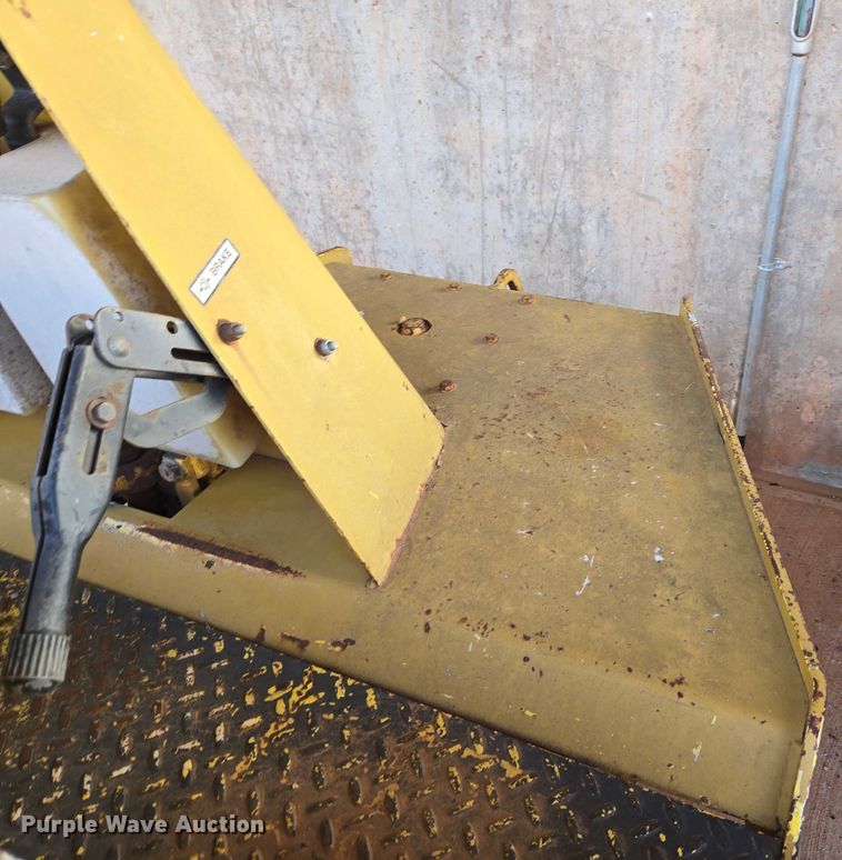 image for item EU3679 Dynapac 2100 double drum roller