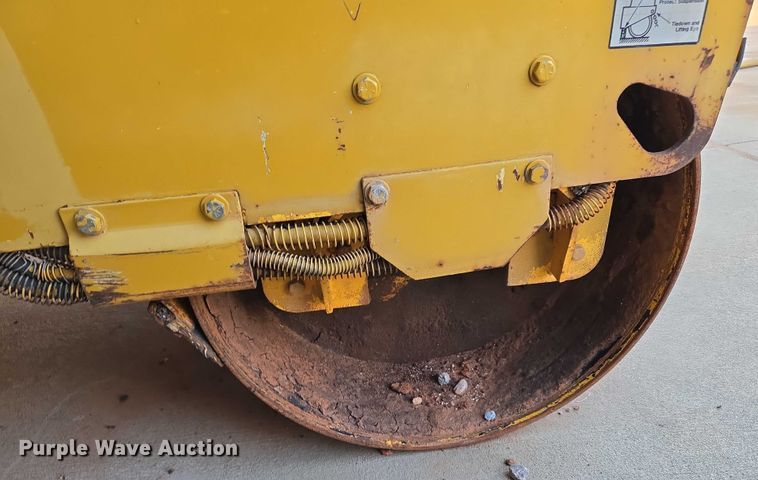 image for item EU3679 Dynapac 2100 double drum roller