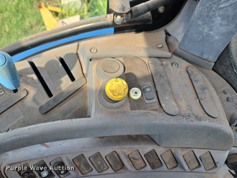 image for item EU3681 2006 New Holland TS115A MFWD tractor