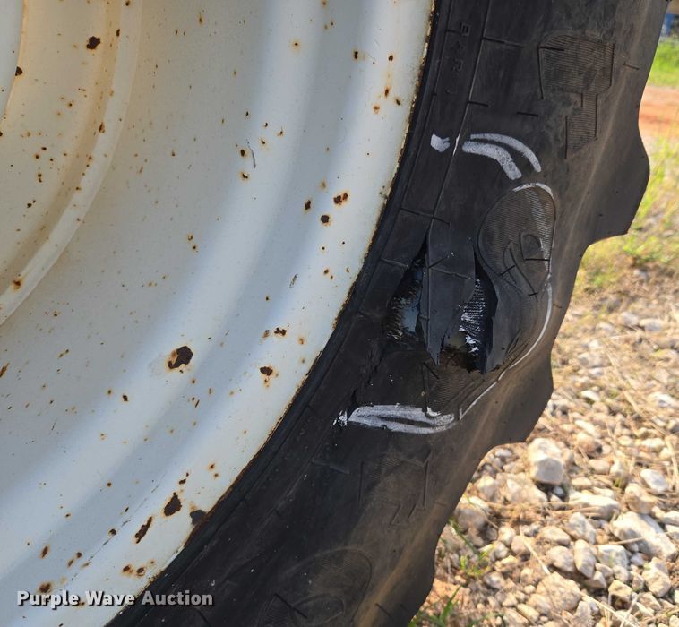 image for item EU3681 2006 New Holland TS115A MFWD tractor