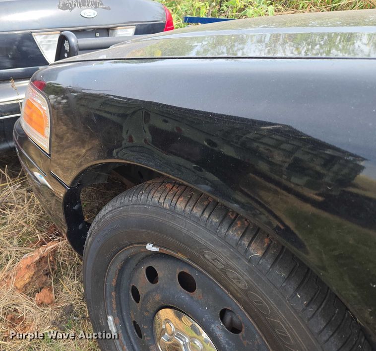 image for item EU3682 2007 Ford Crown Victoria Police Interceptor 