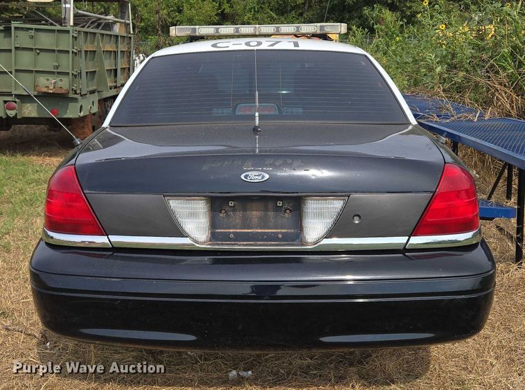 image for item EU3682 2007 Ford Crown Victoria Police Interceptor 