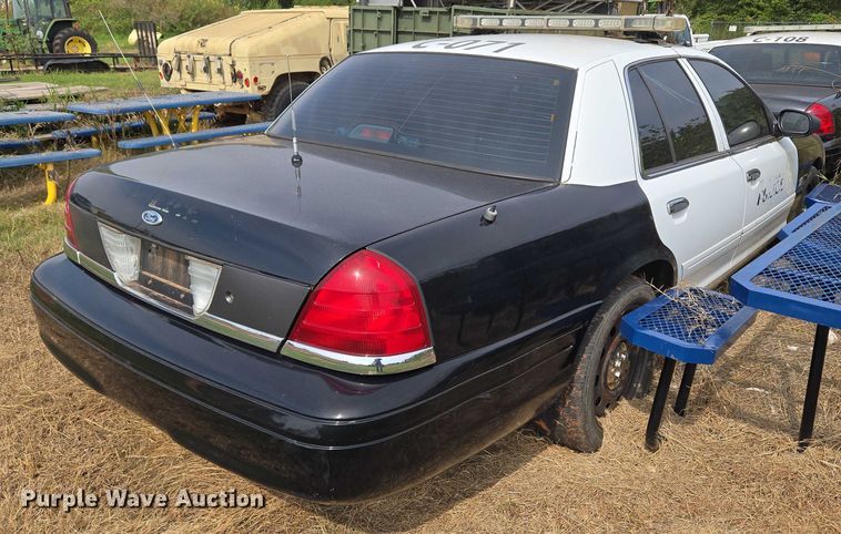 image for item EU3682 2007 Ford Crown Victoria Police Interceptor 