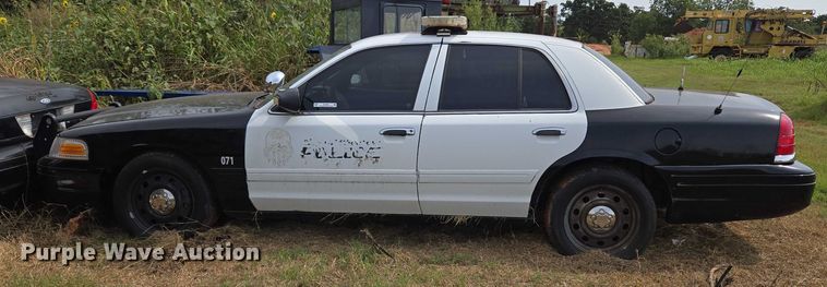 image for item EU3682 2007 Ford Crown Victoria Police Interceptor 