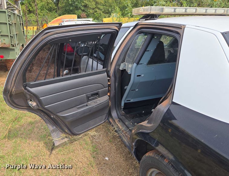 image for item EU3682 2007 Ford Crown Victoria Police Interceptor 