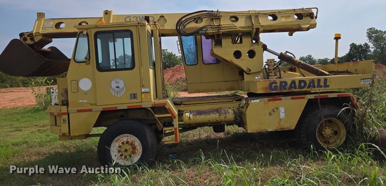 image for item EU3683 1996 Gradall G3WD wheeled excavator