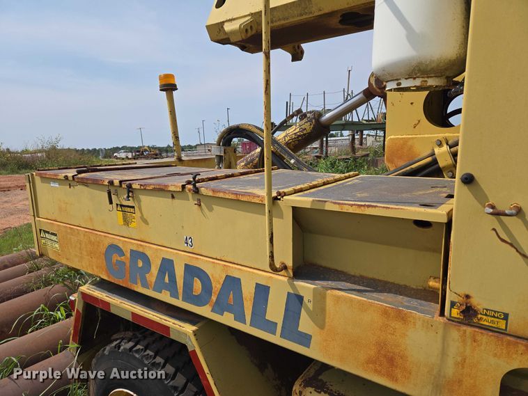 image for item EU3683 1996 Gradall G3WD wheeled excavator