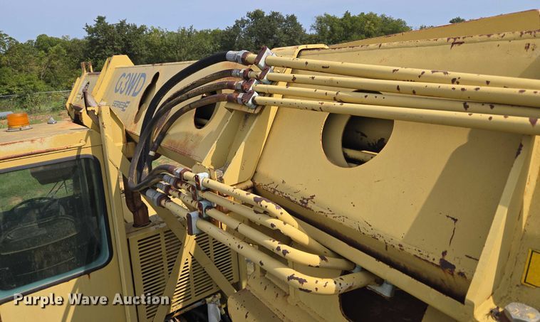 image for item EU3683 1996 Gradall G3WD wheeled excavator