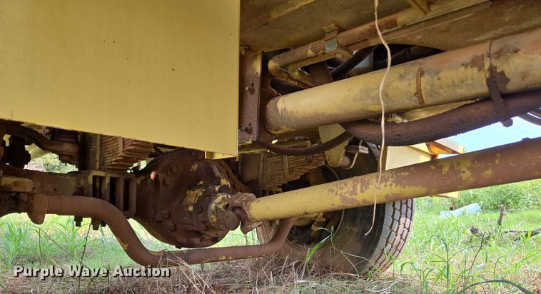 image for item EU3683 1996 Gradall G3WD wheeled excavator