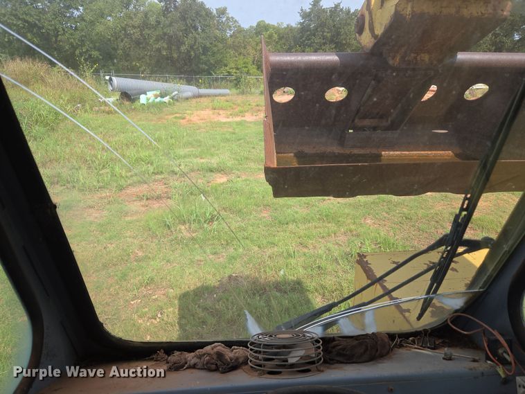 image for item EU3683 1996 Gradall G3WD wheeled excavator