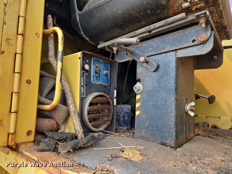 image for item EU3683 1996 Gradall G3WD wheeled excavator