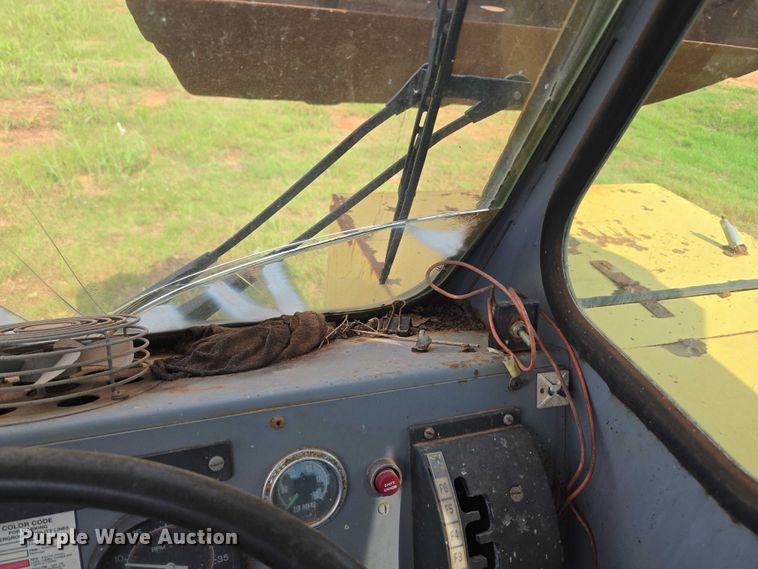 image for item EU3683 1996 Gradall G3WD wheeled excavator