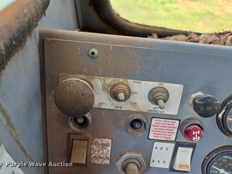 image for item EU3683 1996 Gradall G3WD wheeled excavator