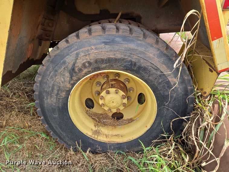 image for item EU3683 1996 Gradall G3WD wheeled excavator