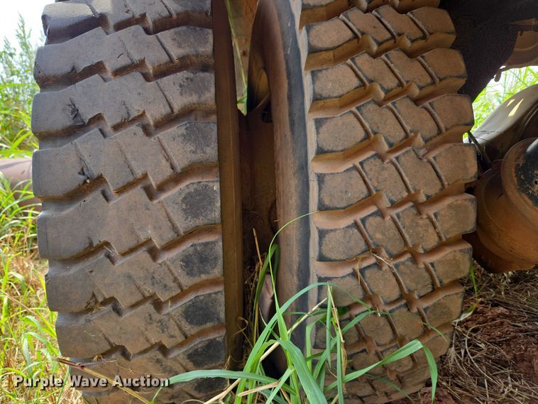 image for item EU3683 1996 Gradall G3WD wheeled excavator