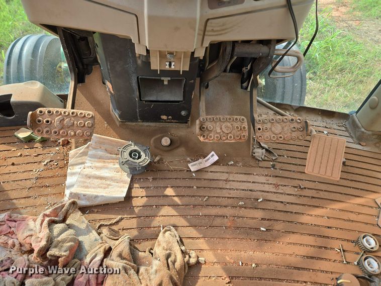 image for item EU3684 1999 John Deere 6310 tractor