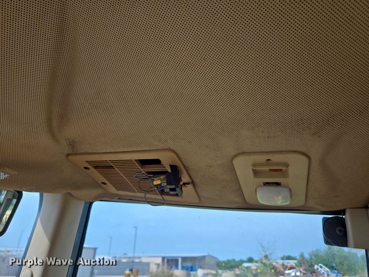 image for item EU3684 1999 John Deere 6310 tractor