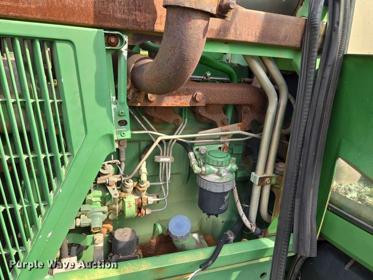 image for item EU3685 John Deere tractor