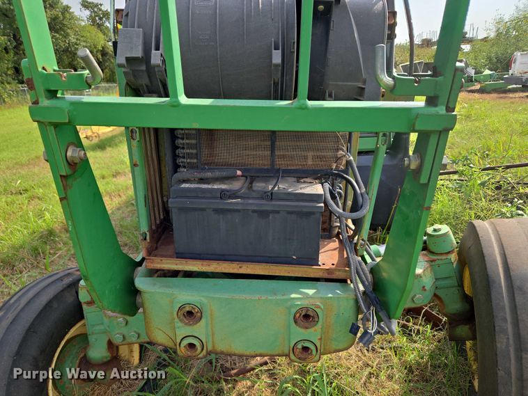 image for item EU3685 John Deere tractor