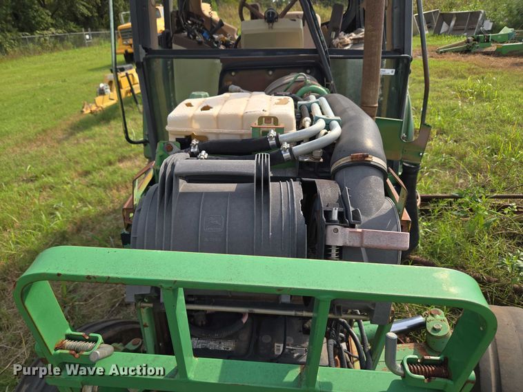 image for item EU3685 John Deere tractor