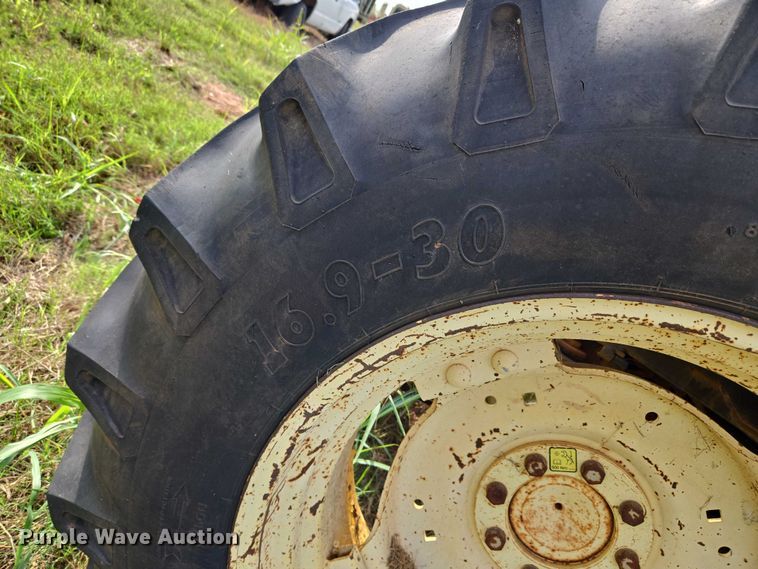 image for item EU3685 John Deere tractor