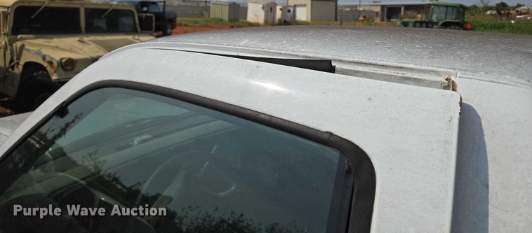 image for item EU3686 1997 Chevrolet C1500 pickup truck