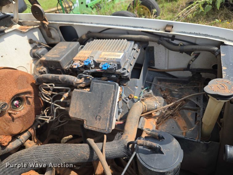 image for item EU3686 1997 Chevrolet C1500 pickup truck