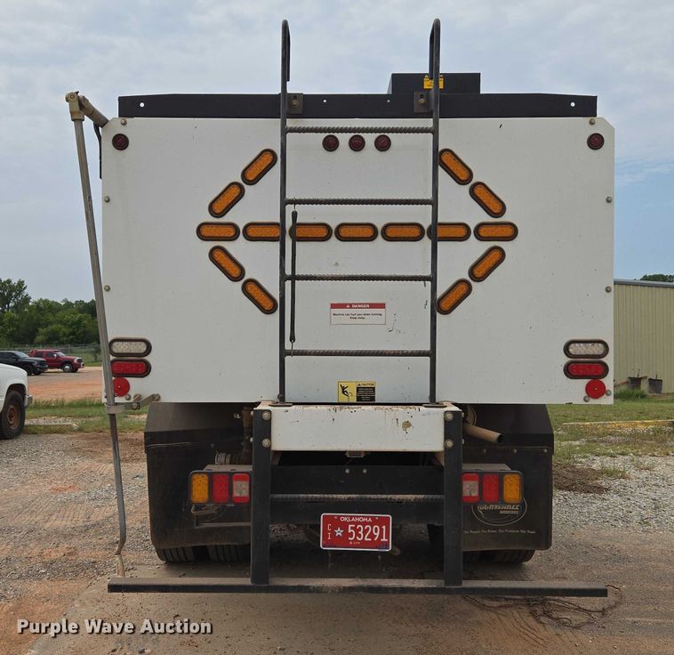 image for item EU3687 2017 Kenworth K370 pothole patcher truck