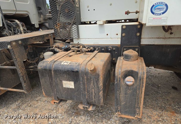 image for item EU3687 2017 Kenworth K370 pothole patcher truck