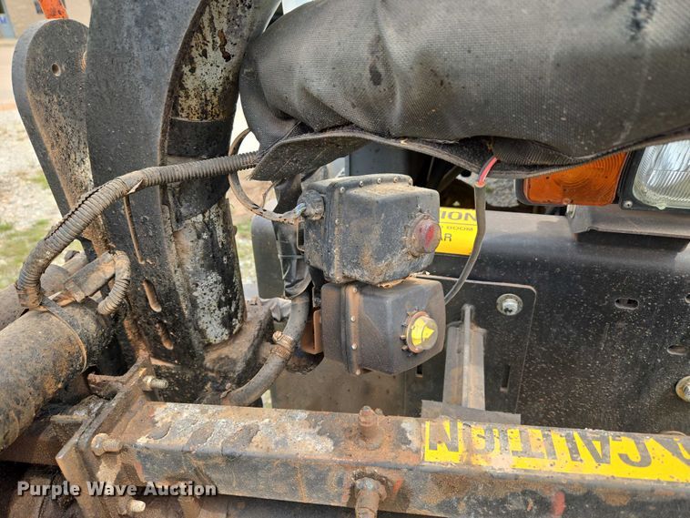 image for item EU3687 2017 Kenworth K370 pothole patcher truck