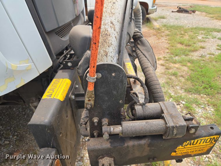 image for item EU3687 2017 Kenworth K370 pothole patcher truck