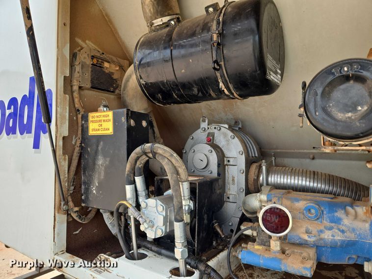 image for item EU3687 2017 Kenworth K370 pothole patcher truck