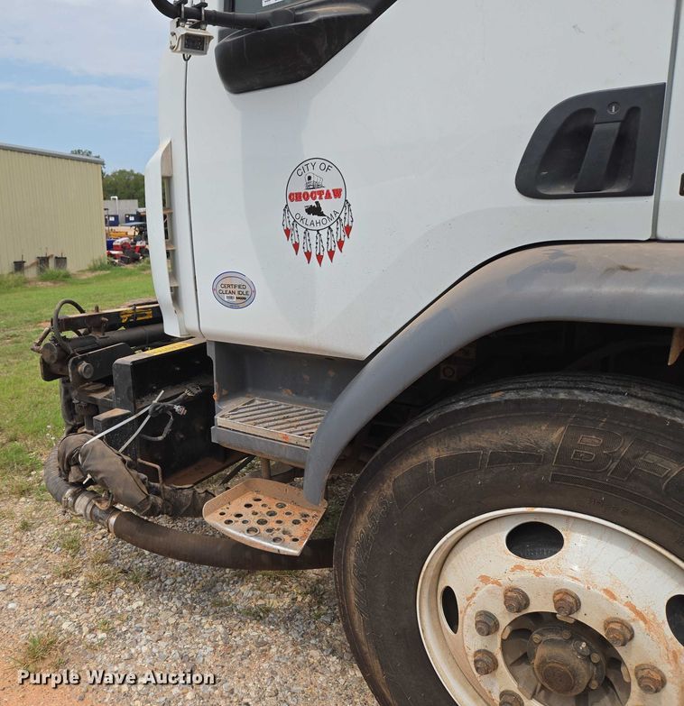 image for item EU3687 2017 Kenworth K370 pothole patcher truck