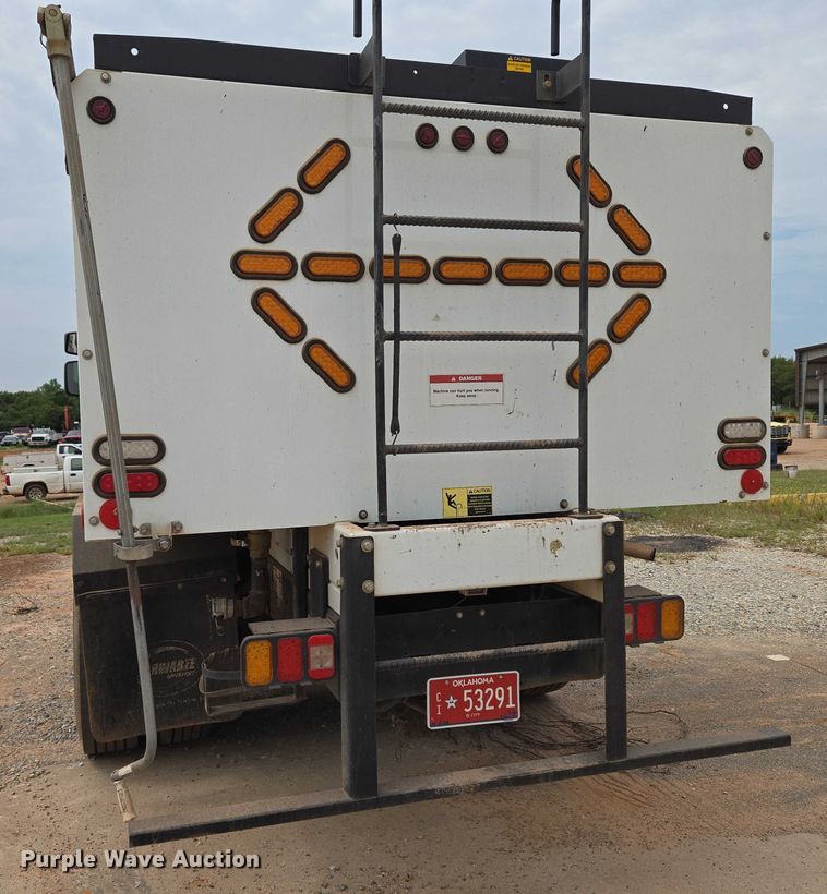 image for item EU3687 2017 Kenworth K370 pothole patcher truck