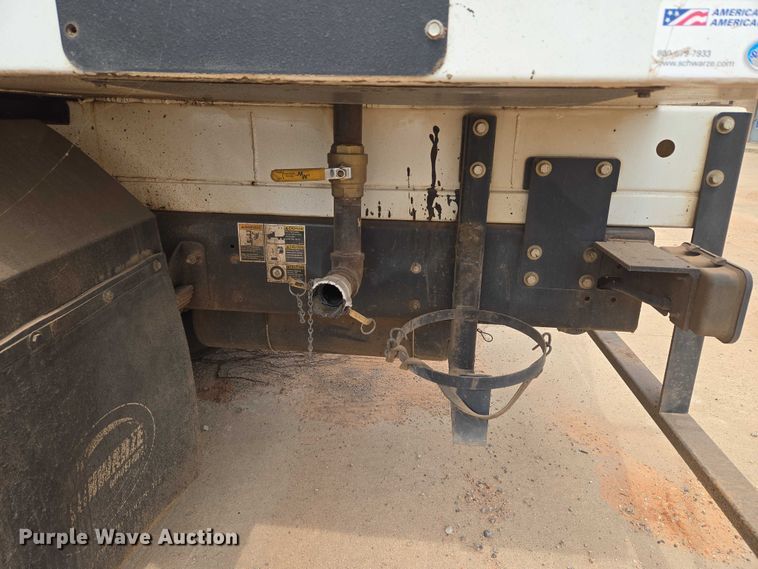 image for item EU3687 2017 Kenworth K370 pothole patcher truck