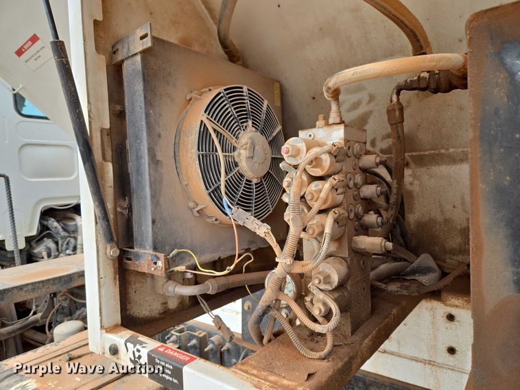 image for item EU3687 2017 Kenworth K370 pothole patcher truck