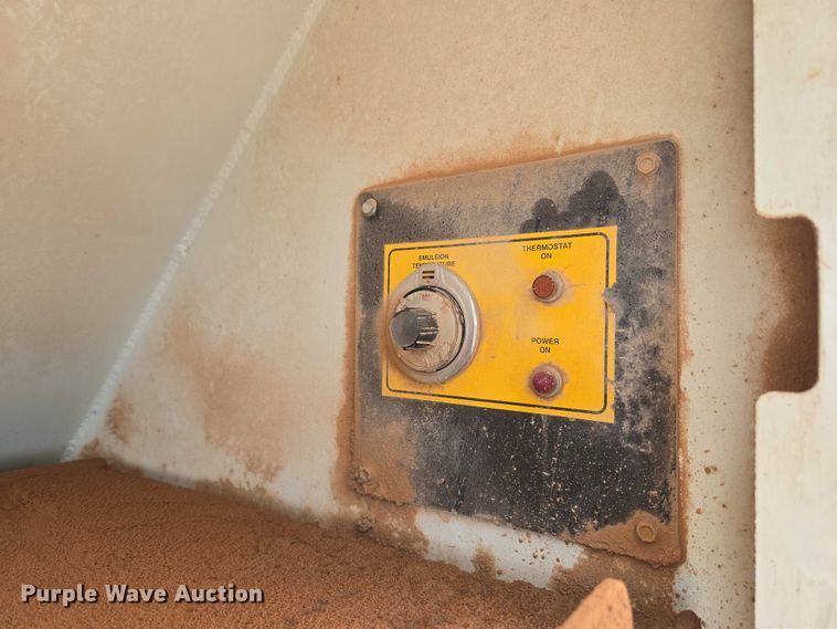 image for item EU3687 2017 Kenworth K370 pothole patcher truck