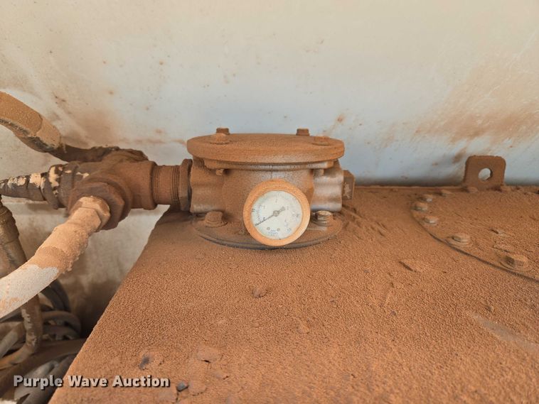 image for item EU3687 2017 Kenworth K370 pothole patcher truck