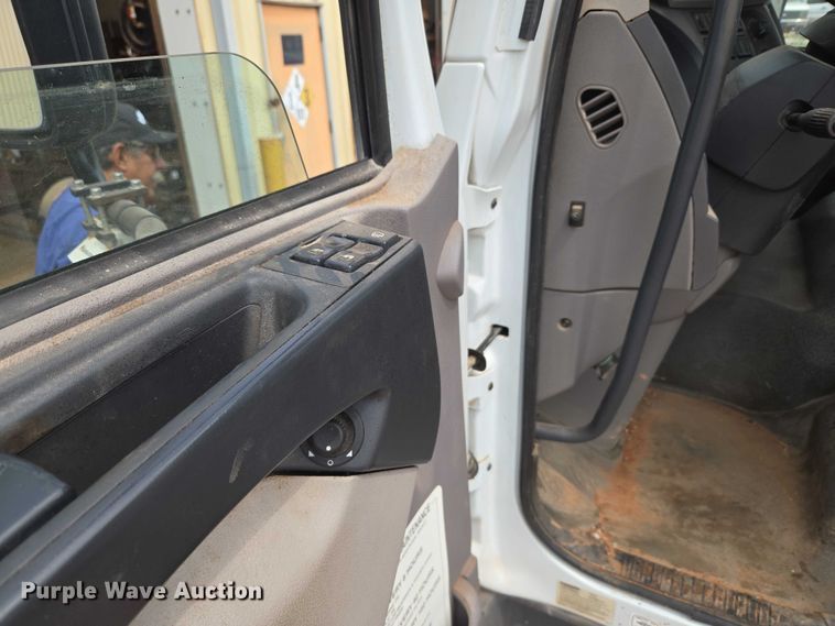 image for item EU3687 2017 Kenworth K370 pothole patcher truck