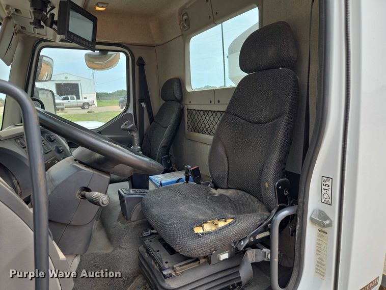 image for item EU3687 2017 Kenworth K370 pothole patcher truck