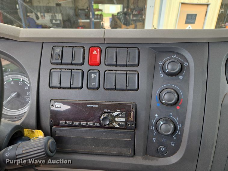 image for item EU3687 2017 Kenworth K370 pothole patcher truck